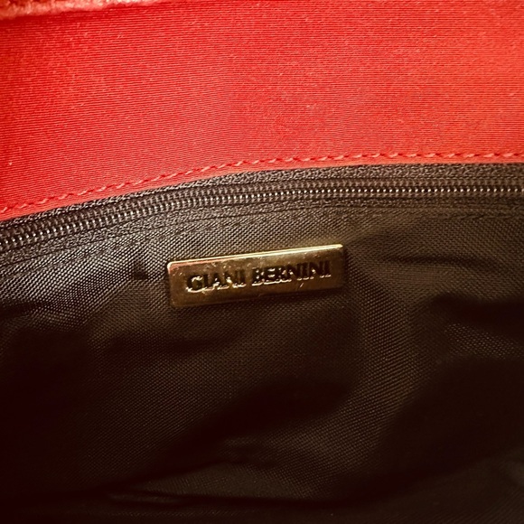 Red leather Giani Bernini clutch - Picture 9 of 12